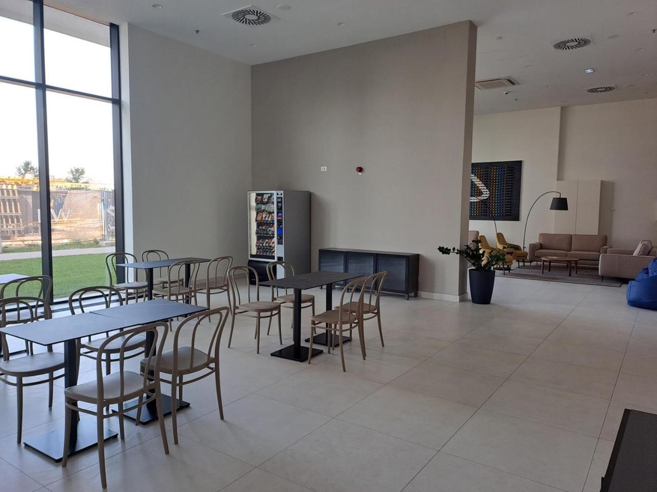 BW Terrace Top Floor Apartments With River View & Self Check-In Belgrád Kültér fotó